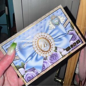 Pat McGrath Bridgerton palette